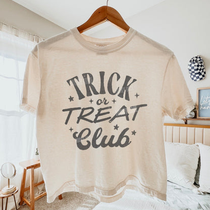 Trick or Treat Club Comfort Colors® Cropped T-Shirt