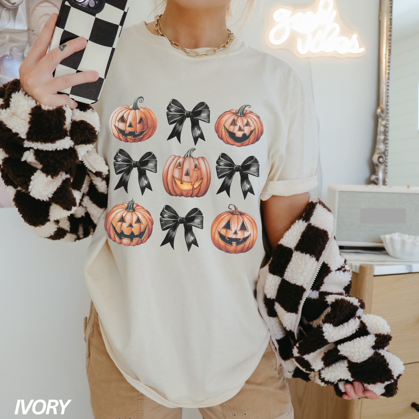 Jack O’ Lantern Halloween Bows T-shirt